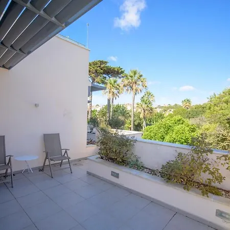 Bafureira 22 Rooftop * Parede