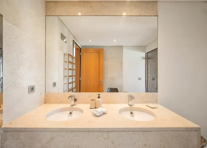 Bafureira 22 Rooftop Apartament Parede