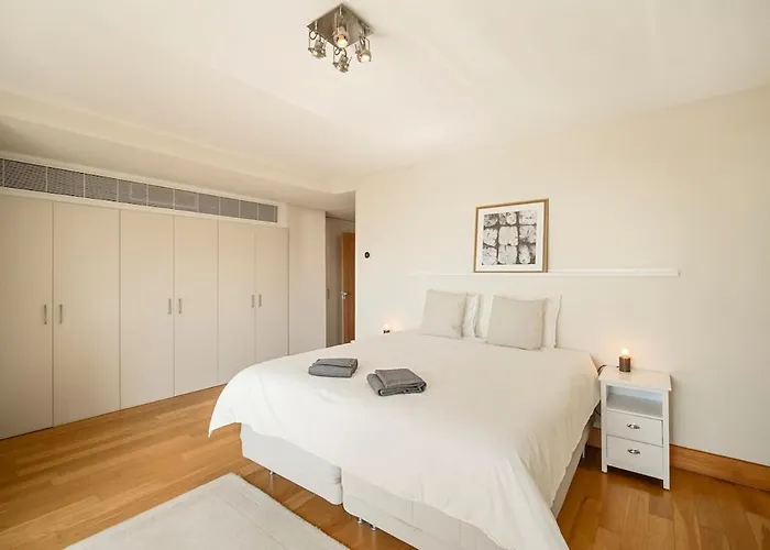 Bafureira 22 Rooftop Parede